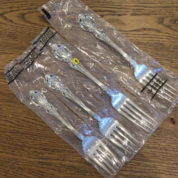 4 PC(2 spoons, 2 forks) Original Wallace Sterling Silver Rose - Picture 3 of 7